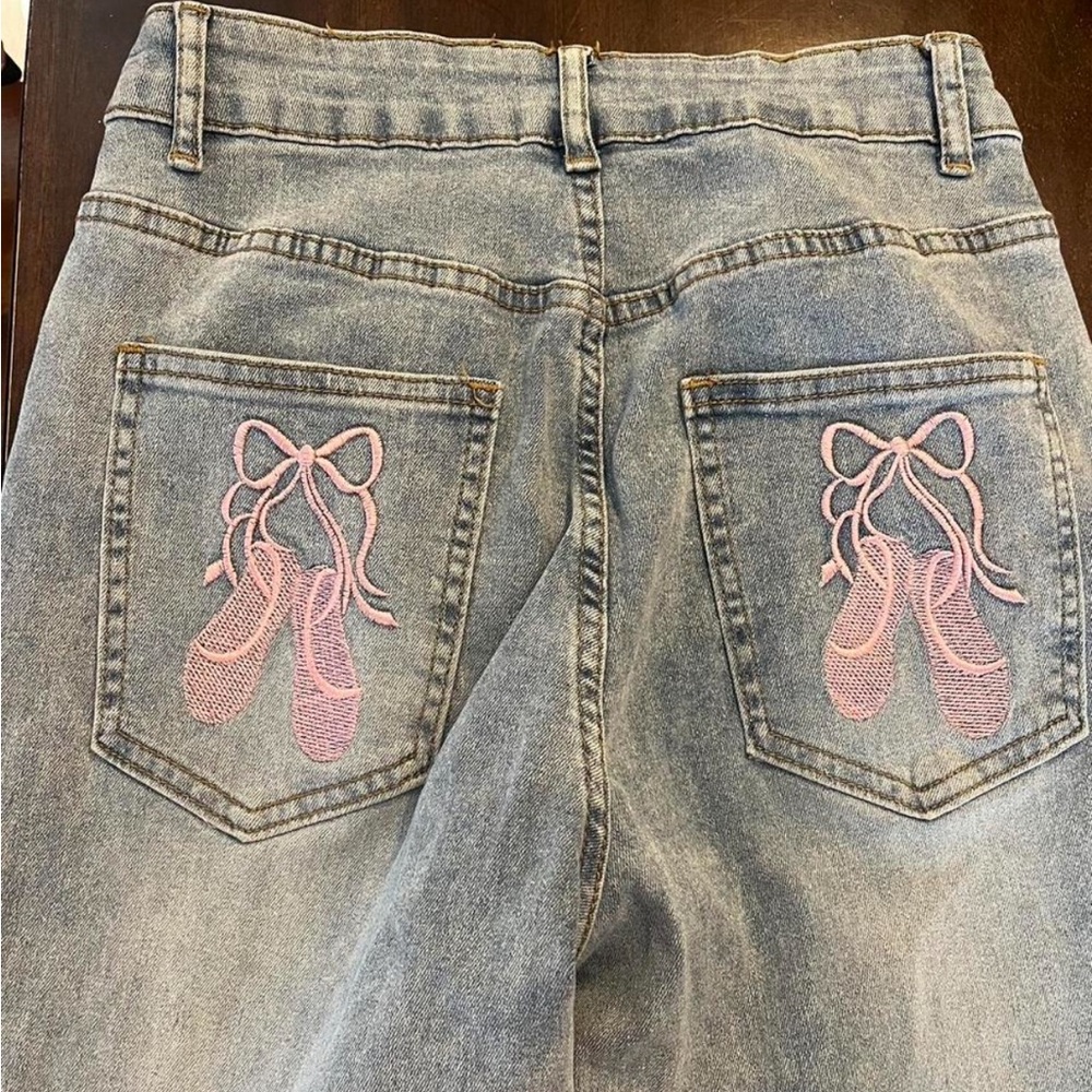 ROMWE Women's Straight Leg Jeans with Pink Ballet Embroidery